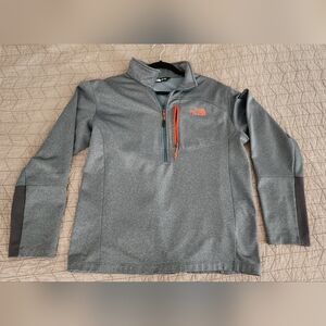 The North Face - Half-zip Pullover - L